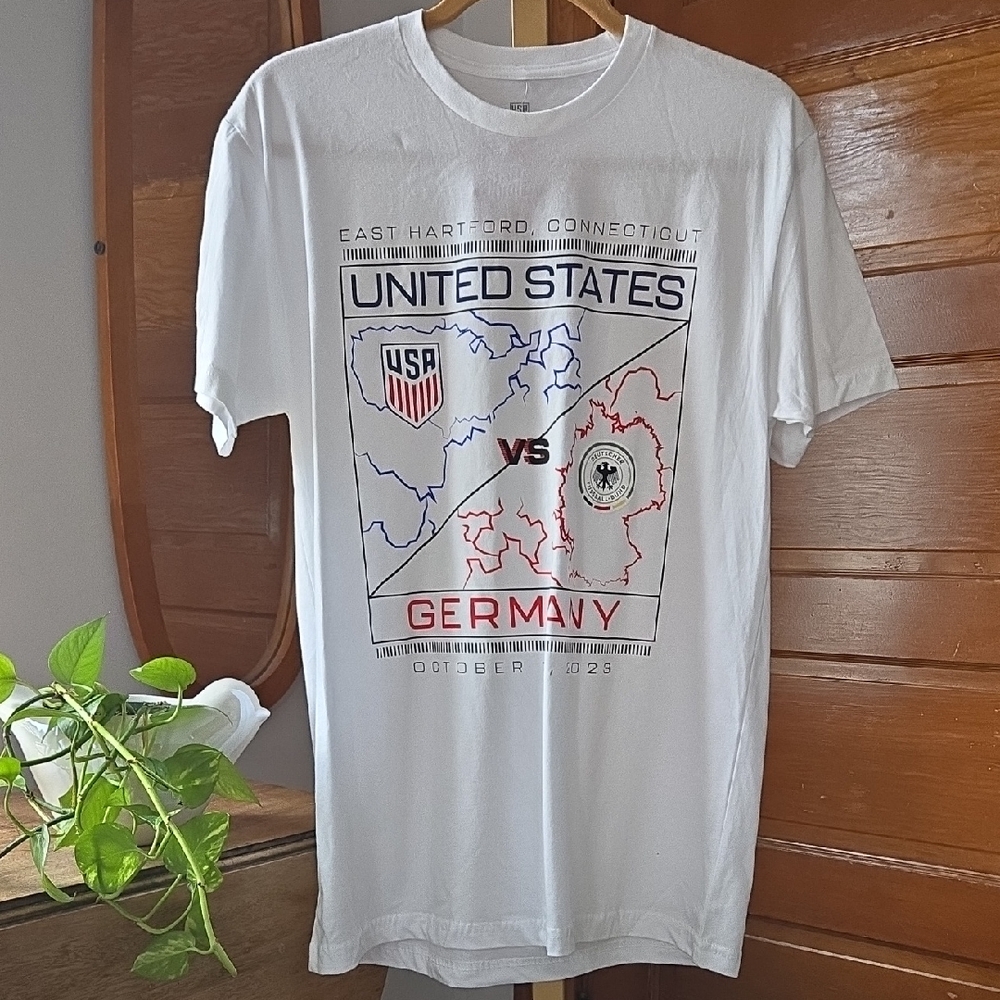 NWT U.S.A. Mens Soccer National Team Vs. Germany Cotton Tee Medium